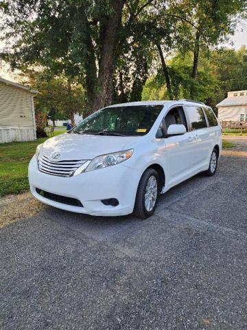 TOYOTA SIENNA LE 2017 white sports v gas 5TDJZ3DC5HS154518 photo #3