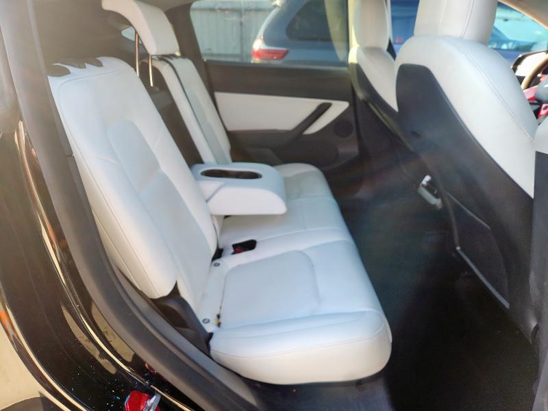 2021 TESLA MODEL Y 5YJYGDEE7MF228756