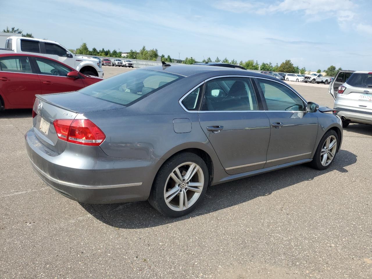 VOLKSWAGEN PASSAT SE