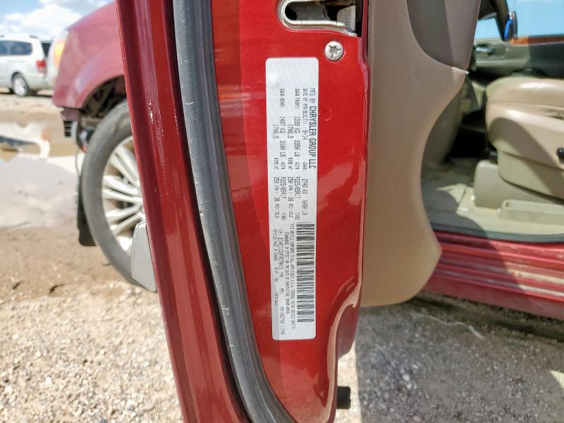 2015 CHRYSLER TOWN & COU 2C4RC1CG9FR578013