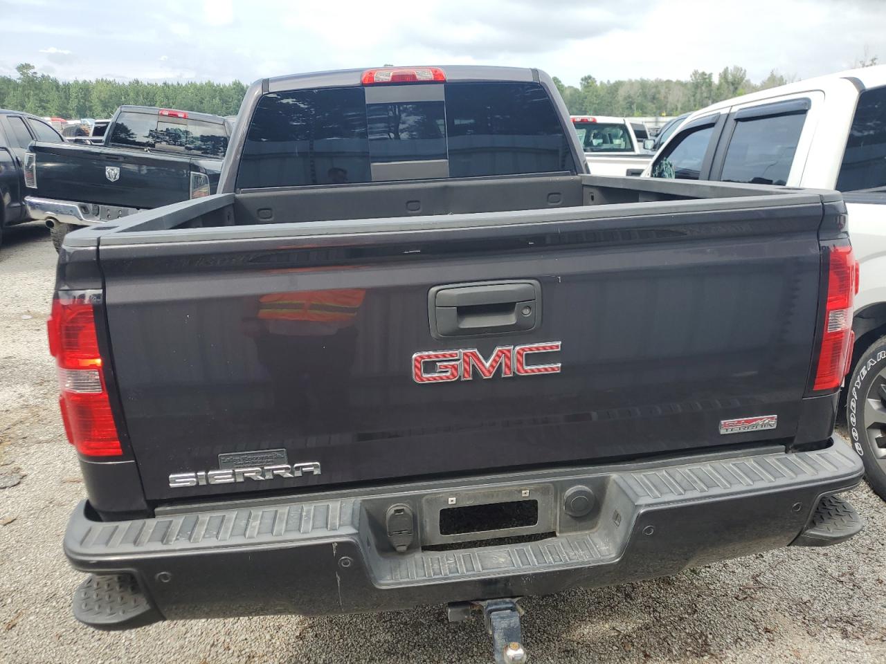 GMC SIERRA K1500 SLT