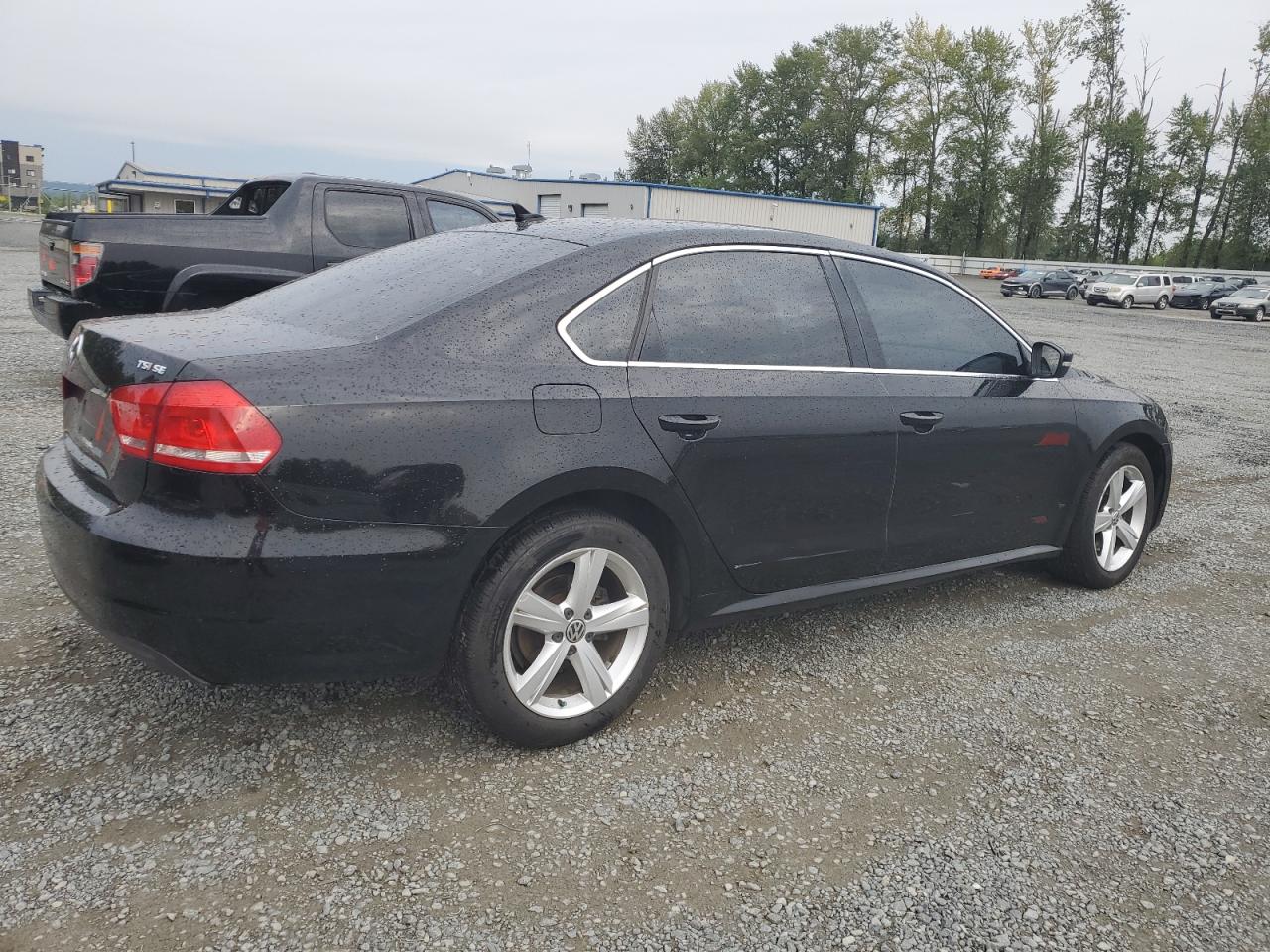 Lot #3296907848 2014 VOLK PASSAT SE