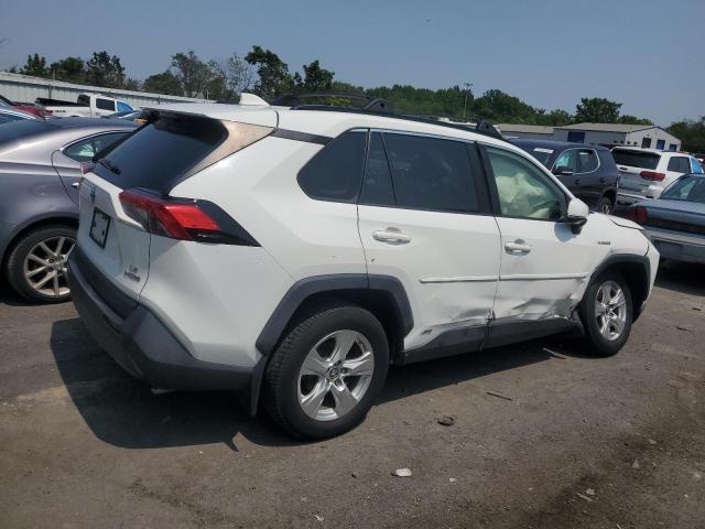 2019 TOYOTA RAV4 LE - JTMMWRFV0KD003788