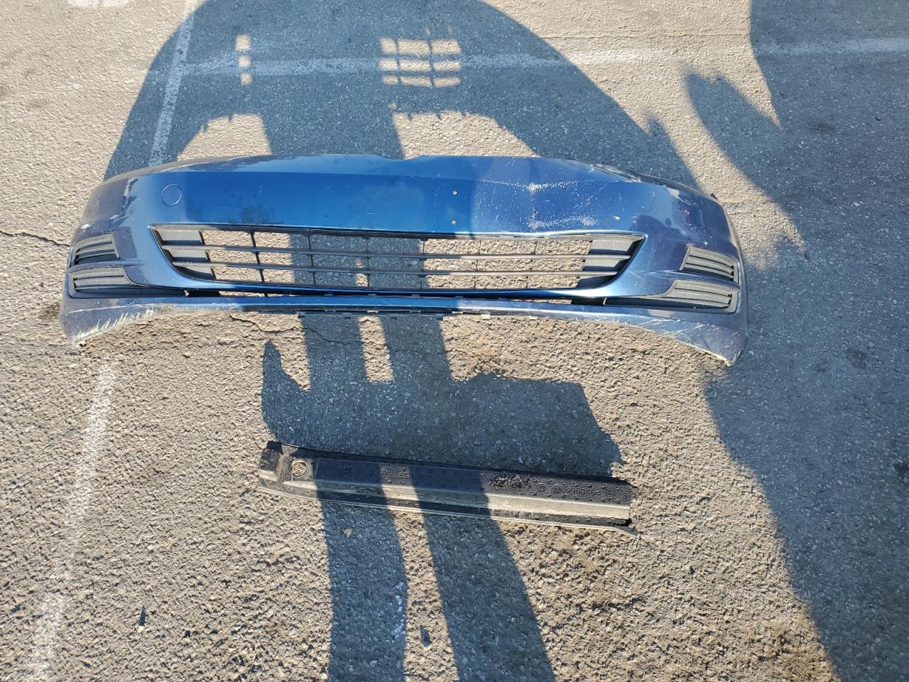 VOLKSWAGEN GOLF SPORTSVAN S