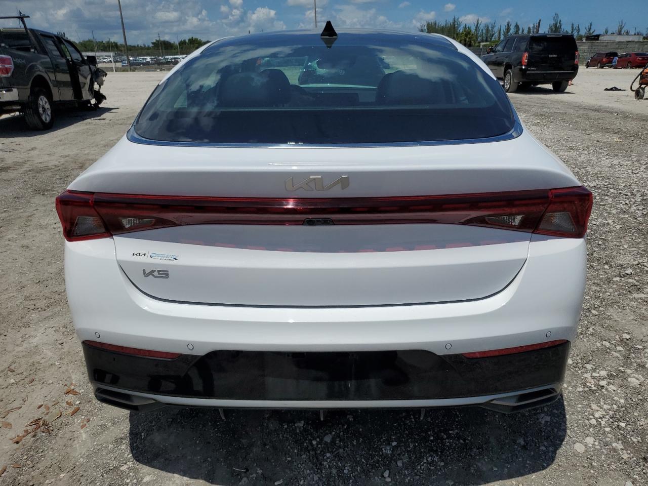 KIA K5 EX