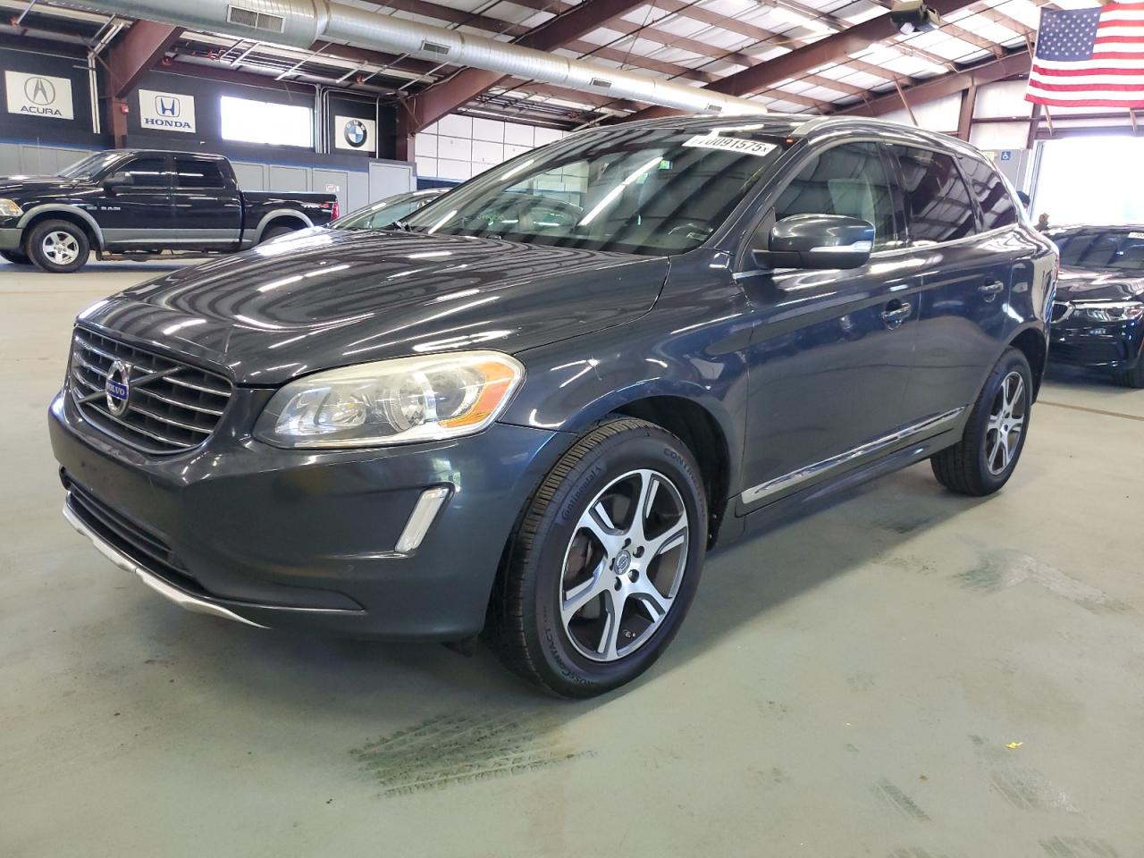 VOLVO XC60 T6 PREMIER