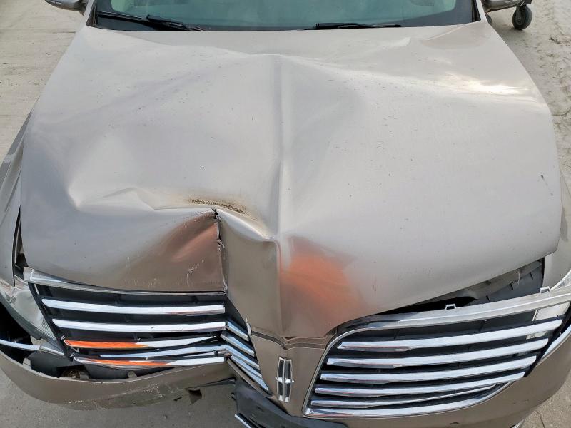 2019 LINCOLN MKT 2LMHJ5AT7KBL00822