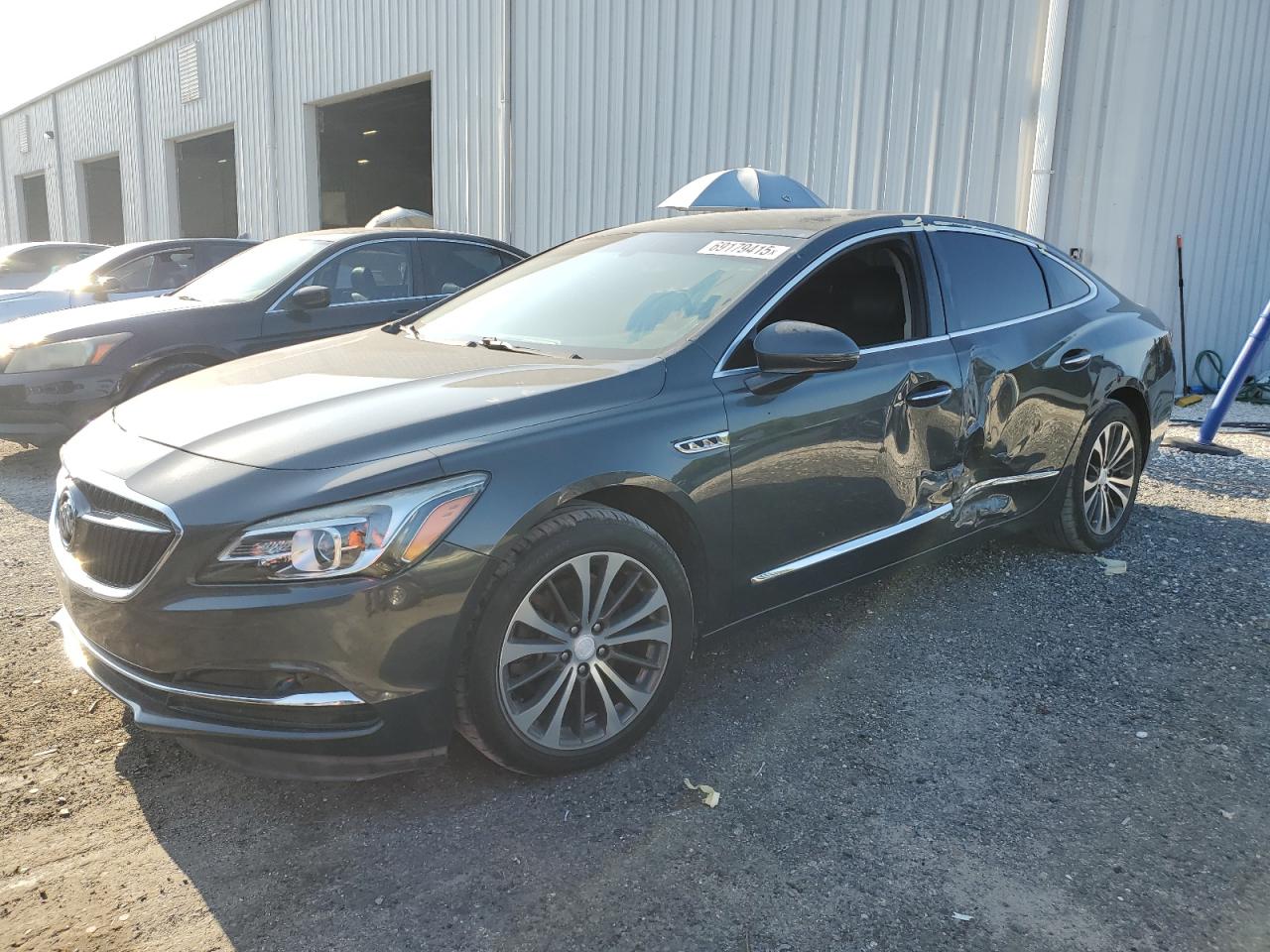 BUICK LACROSSE ESSENCE