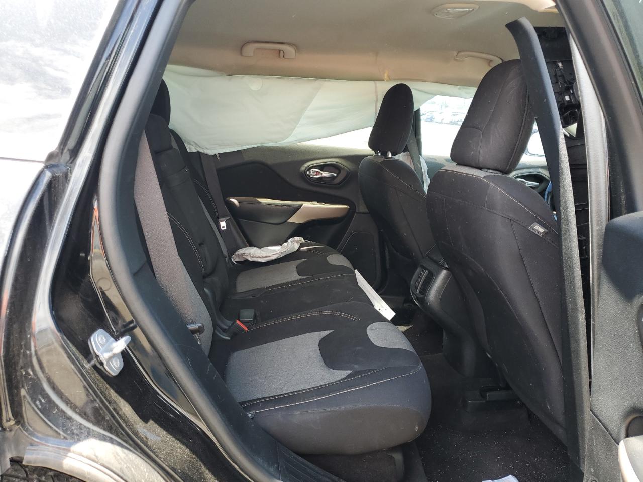 JEEP GRAND CHEROKEE SPORT