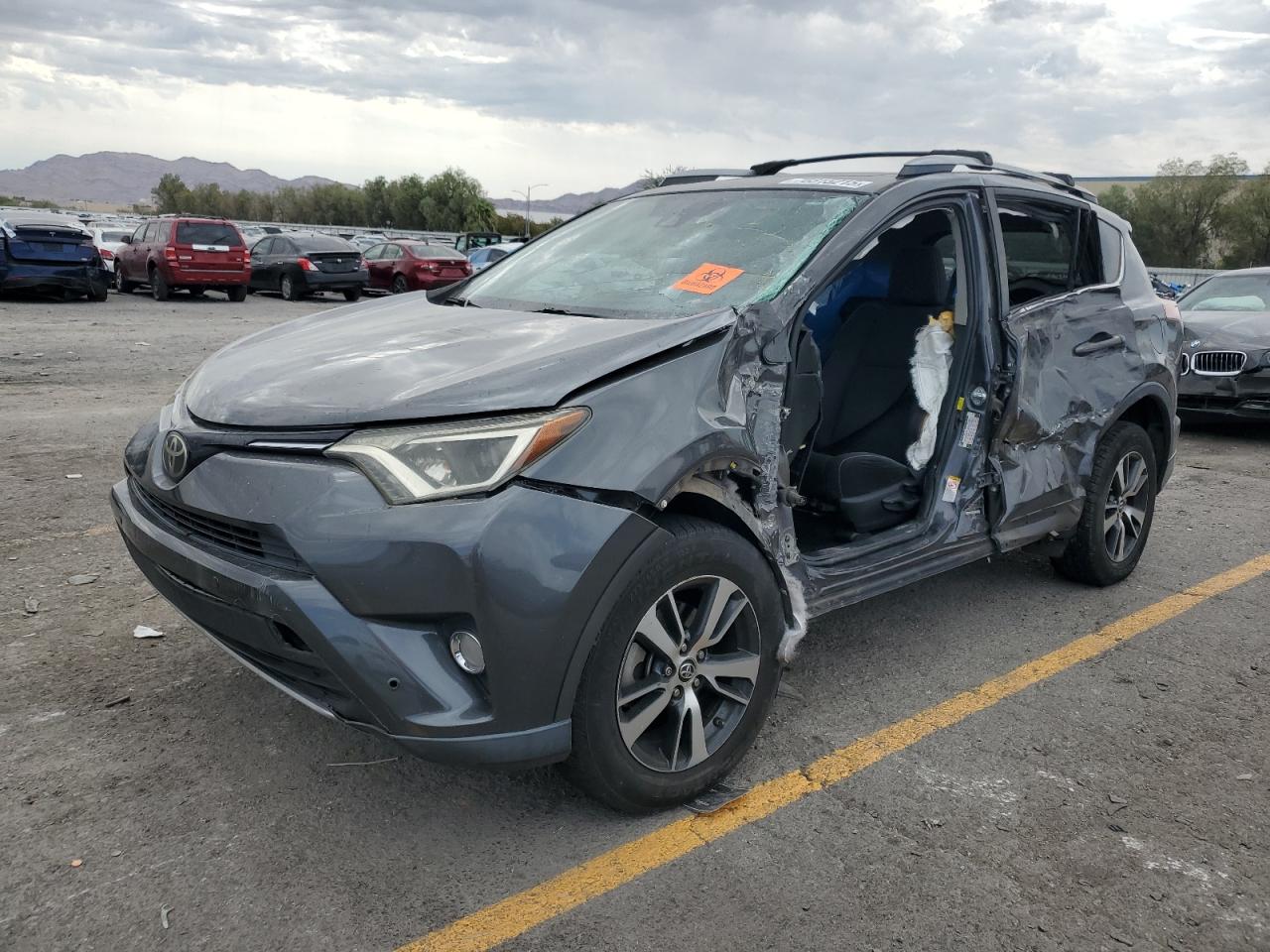 TOYOTA RAV4 XLE