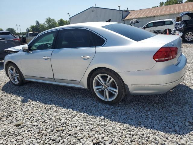 2015 VOLKSWAGEN PASSAT SEL 1VWCV7A30FC015070