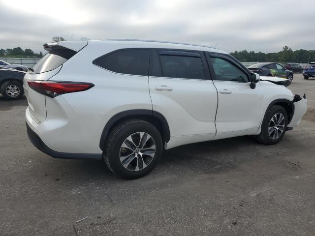 2021 TOYOTA HIGHLANDER XLE 5TDGZRAH8MS054159