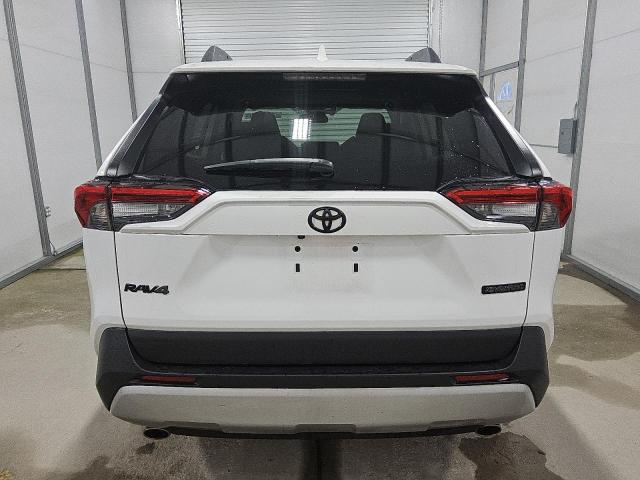 2024 TOYOTA RAV4 ADVEN 2T3J1RFV9RW493291