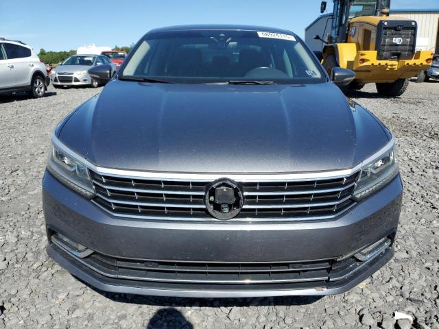 2017 VOLKSWAGEN PASSAT SEL 1VWCT7A30HC076556