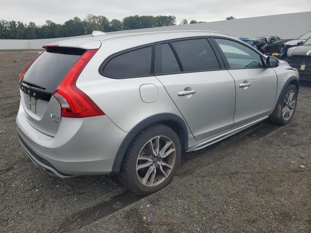 2018 VOLVO V60 CROSS YV440MWK1J2053598