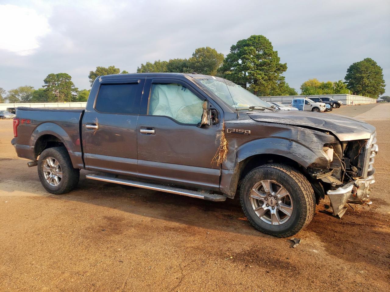 FORD F-150 SUPERCREW