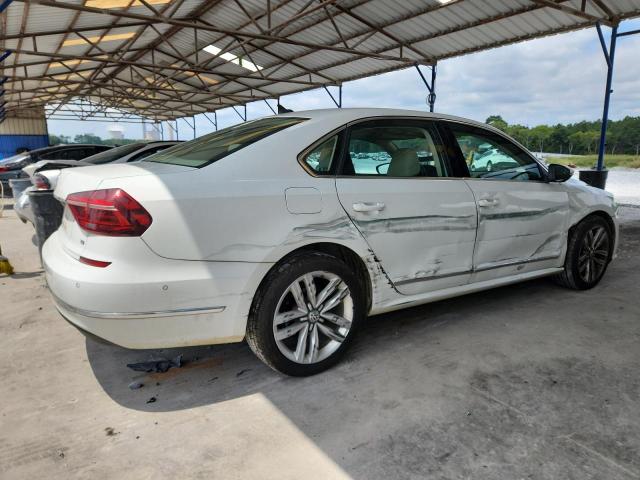 2017 VOLKSWAGEN PASSAT SEL 1VWCT7A31HC016589