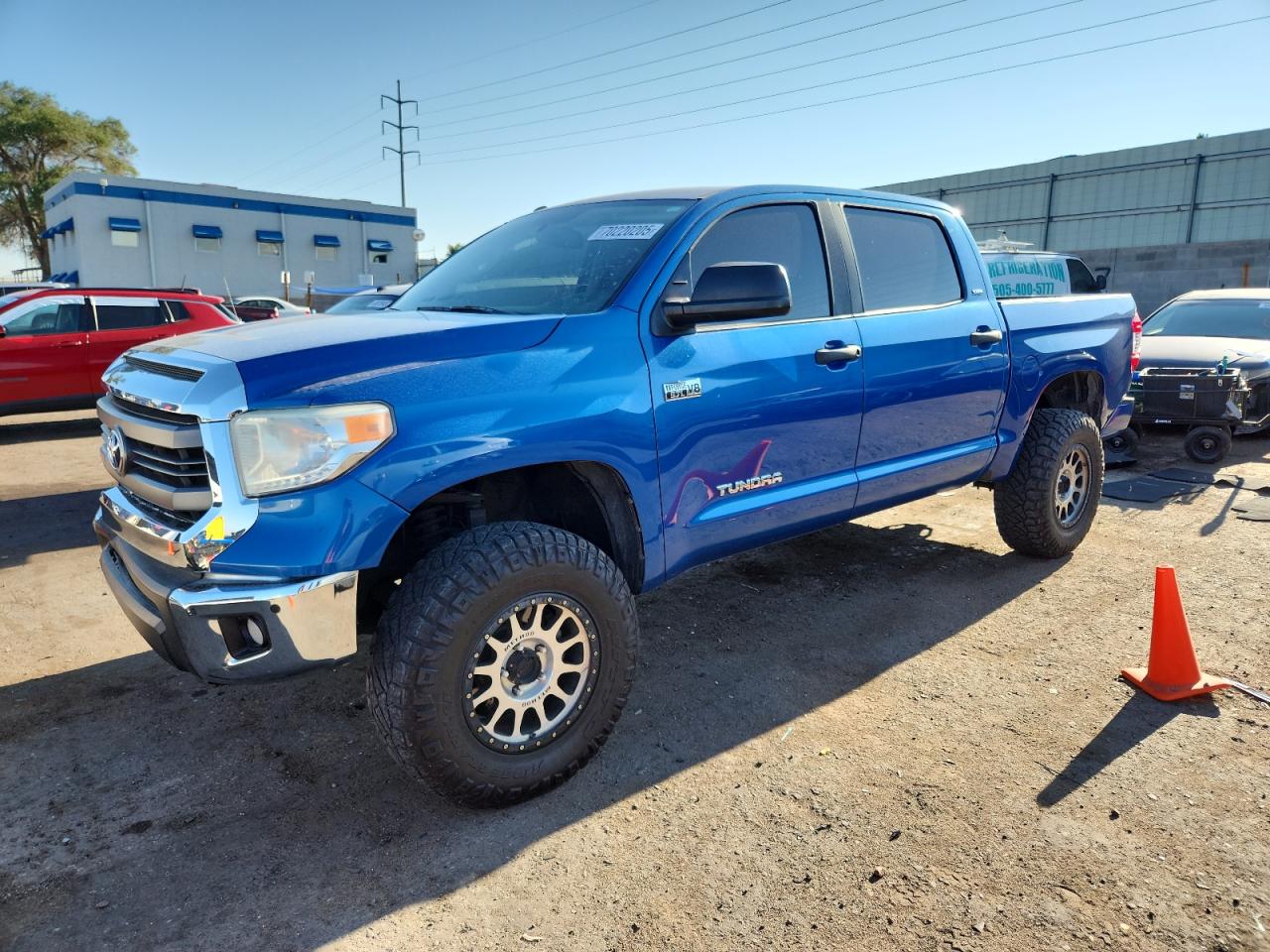 TOYOTA TUNDRA CREWMAX SR5
