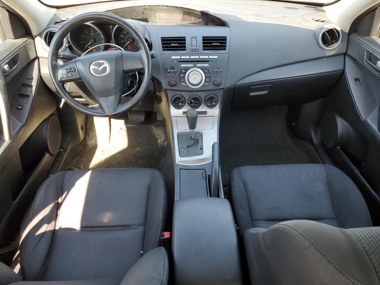 MAZDA 3 I