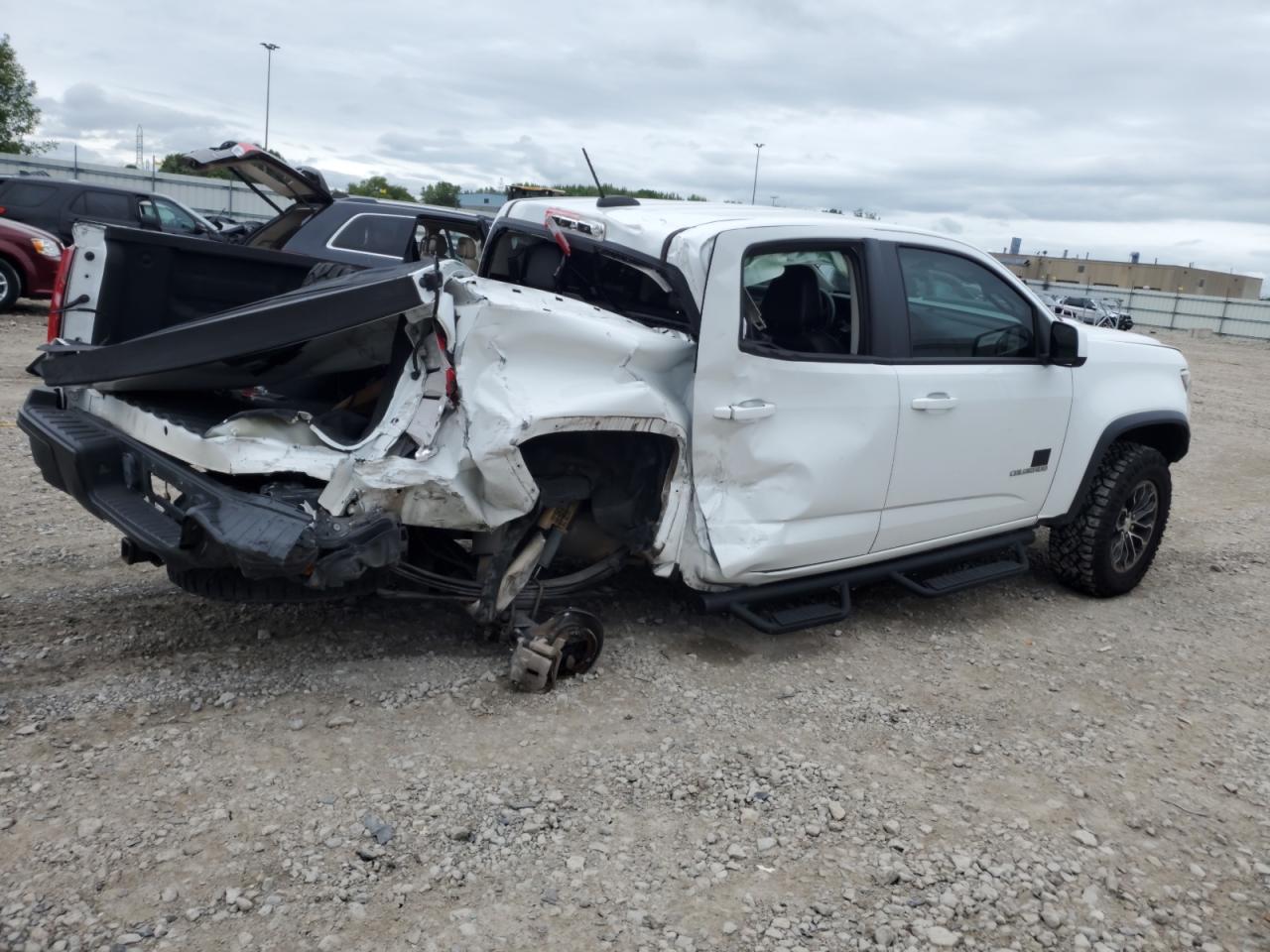 CHEVROLET COLORADO ZR2