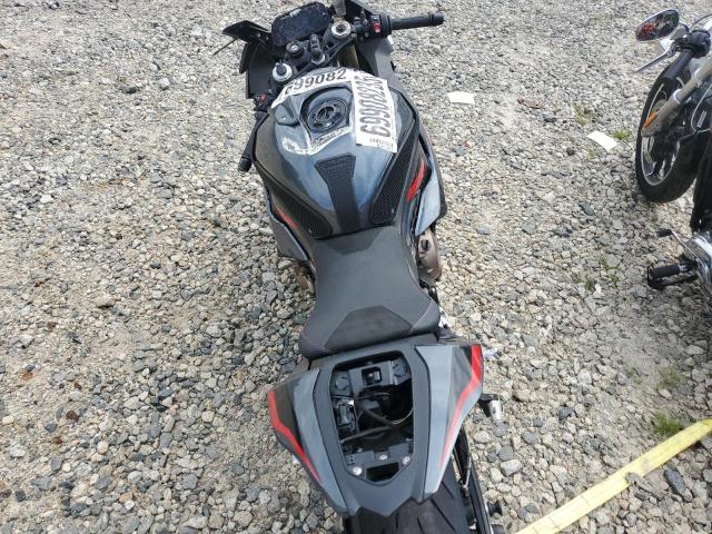 2022 BMW S 1000 RR WB10E2305N6G12594