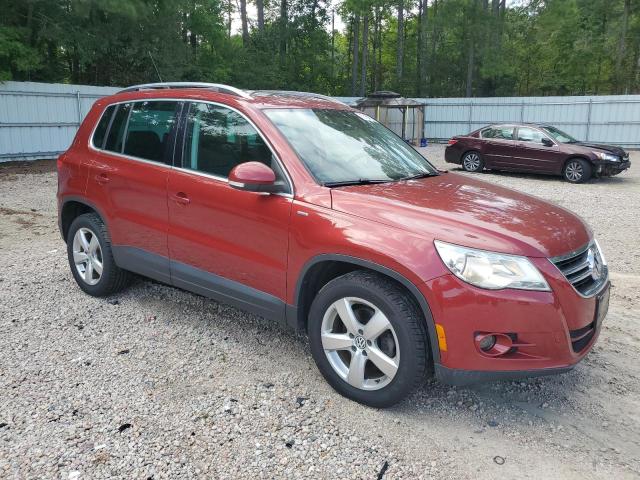 2010 VOLKSWAGEN TIGUAN S - WVGAV7AXXAW001967