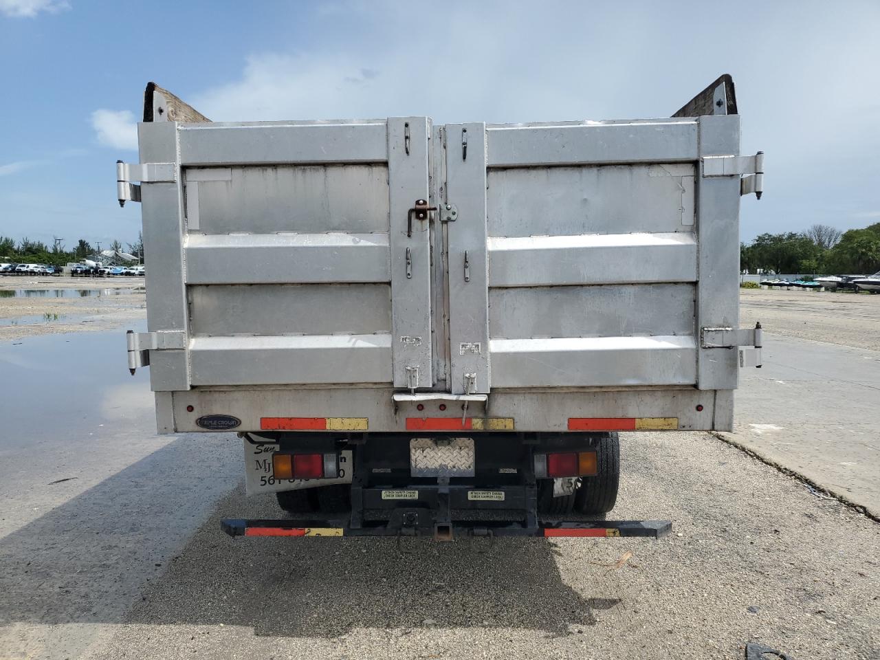 Lot #3265820243 2019 HINO 195