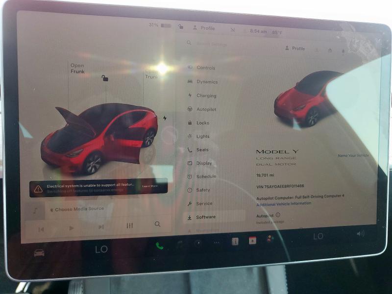 2024 TESLA MODEL Y 7SAYGAEE8RF011466