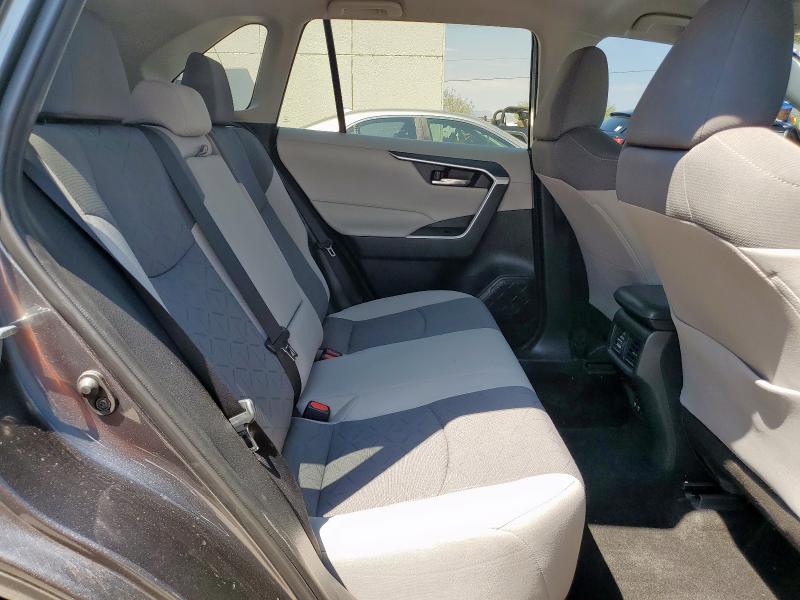 2020 TOYOTA RAV4 XLE 2T3P1RFVXLC070724