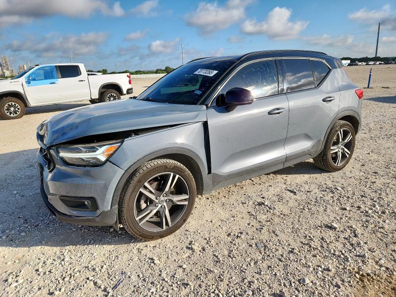 VOLVO XC40 T5 R-