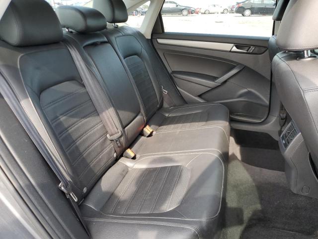 2015 VOLKSWAGEN PASSAT SE 1VWBT7A30FC007892