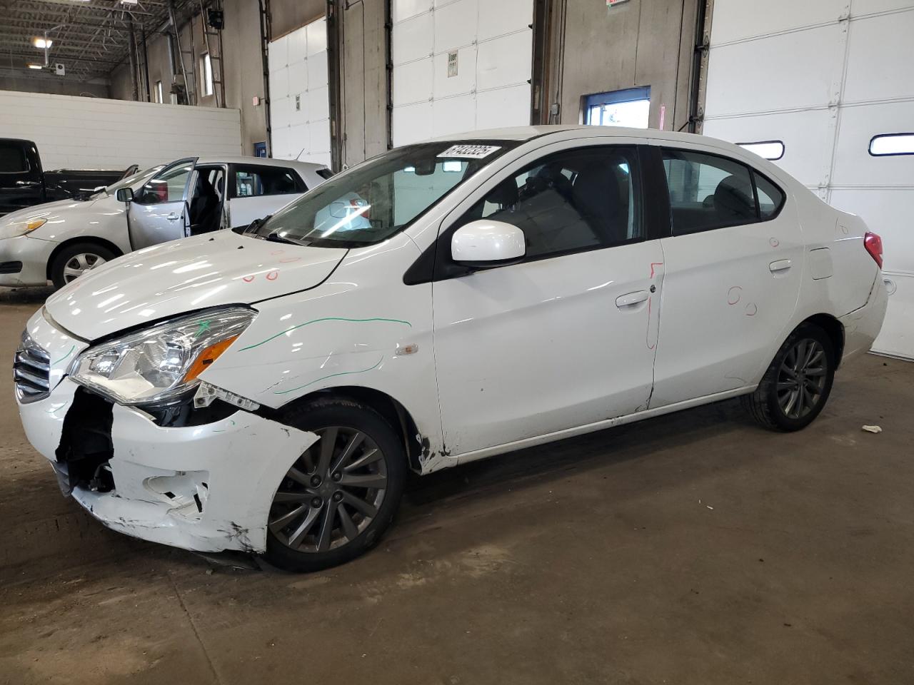 MITSUBISHI MIRAGE G4 ES