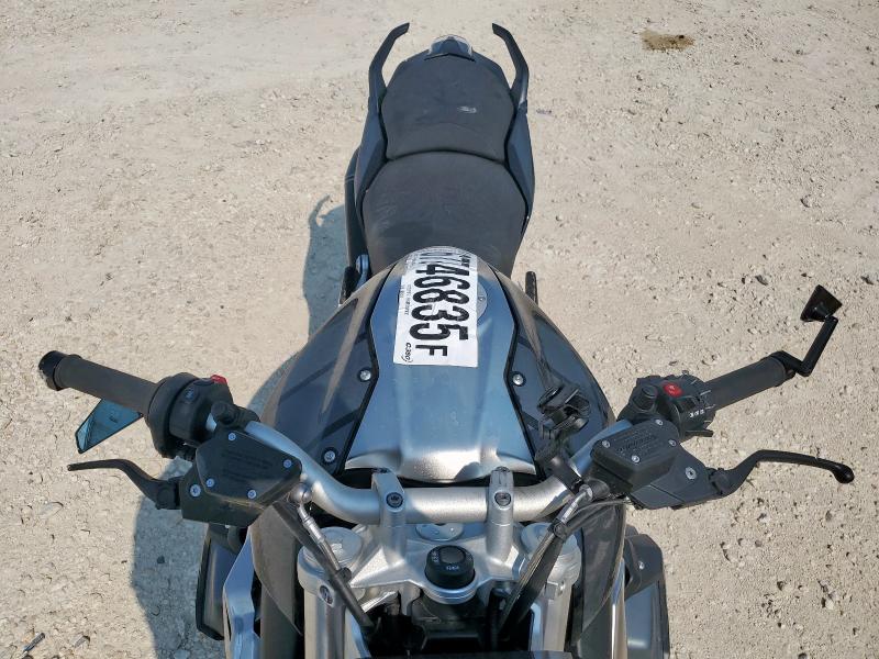2023 BMW R 1250 R WB10M7301P6H82454