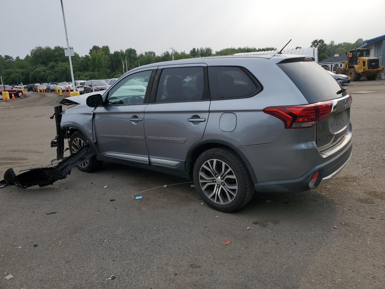 MITSUBISHI OUTLANDER SE