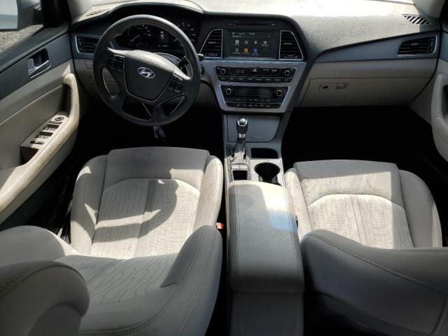 2017 HYUNDAI SONATA HYB KMHE24L33HA063138