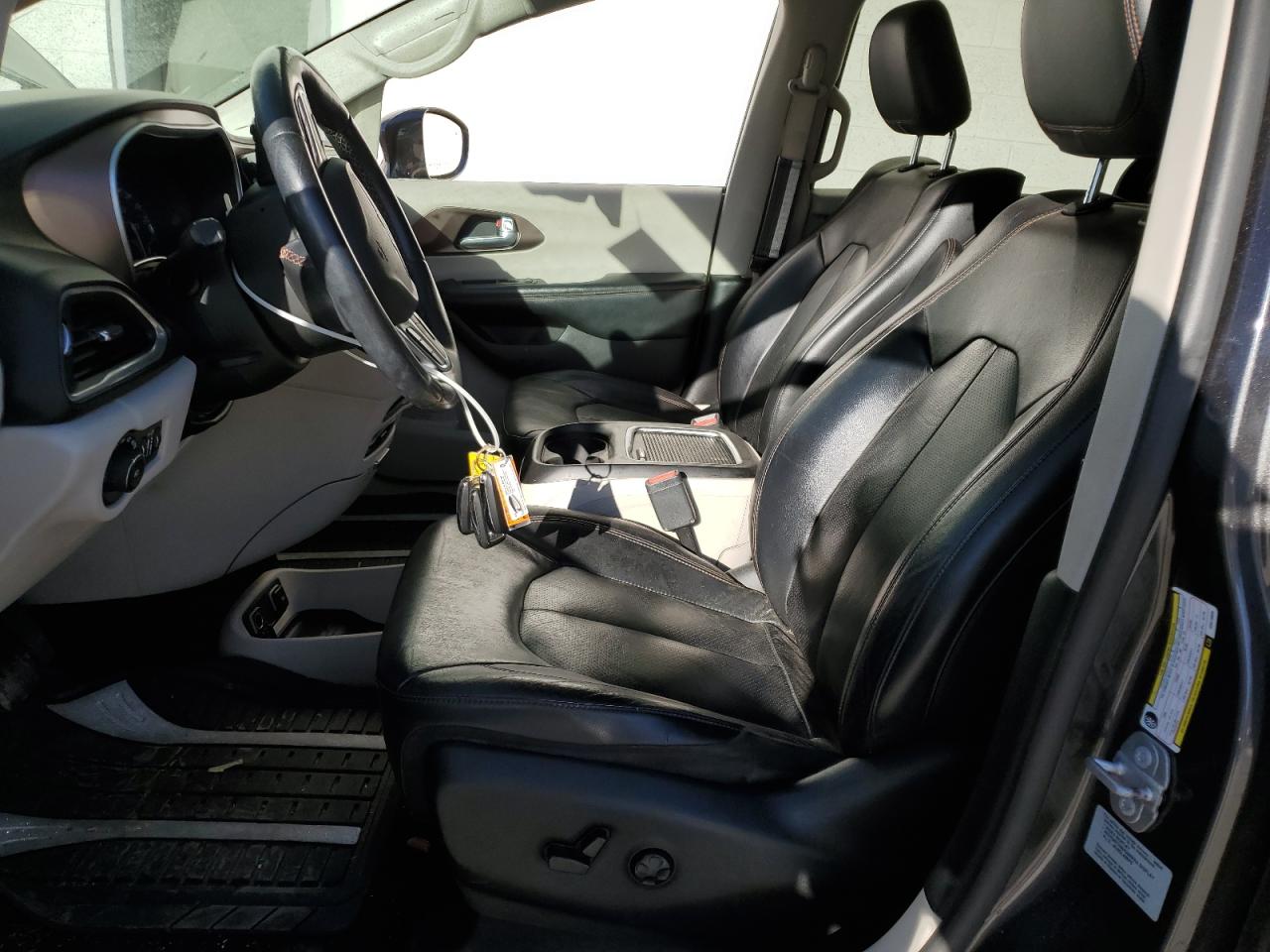 CHRYSLER PACIFICA TOURING L PLUS