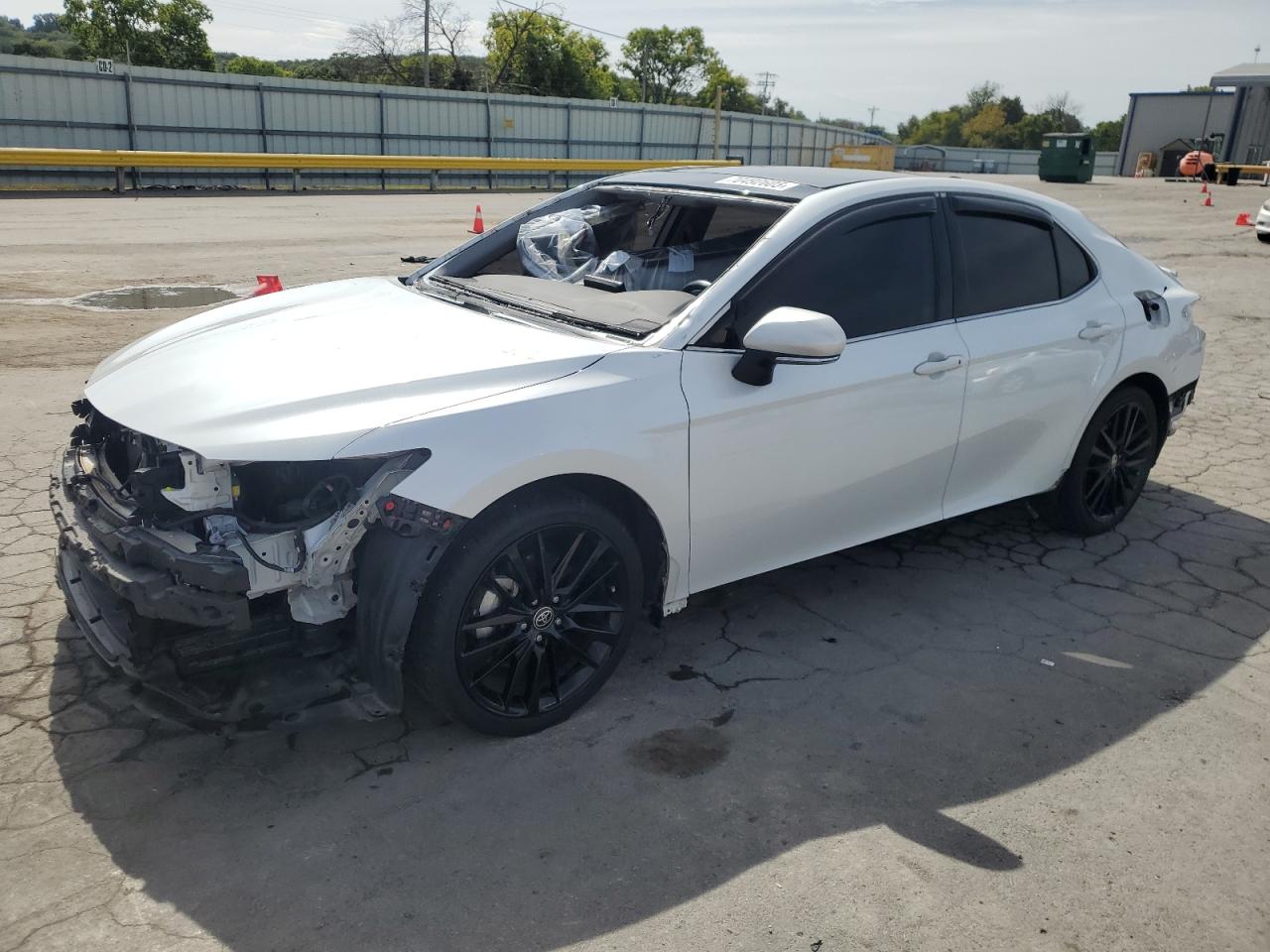 TOYOTA CAMRY XSE