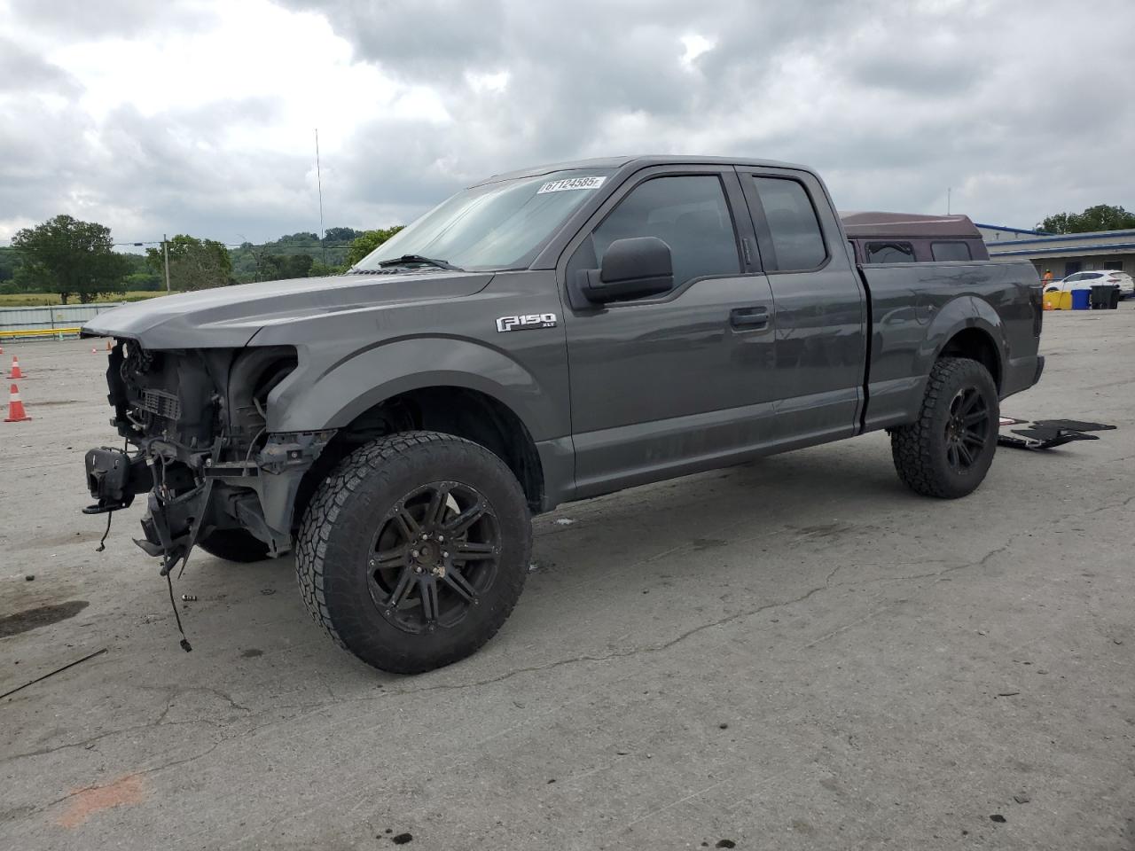 FORD F-150 SUPER CAB