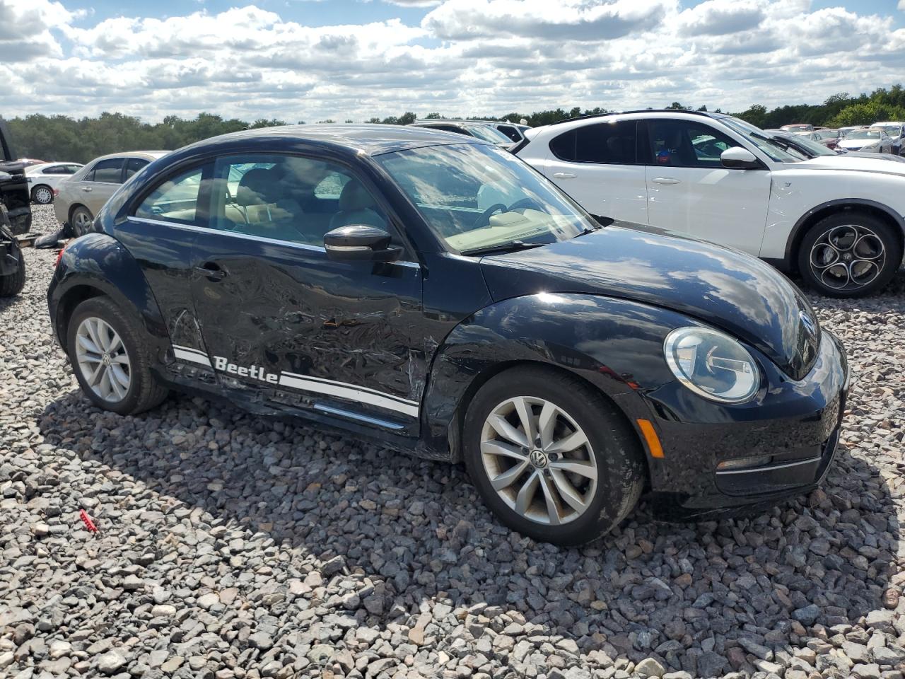 VOLKSWAGEN BEETLE