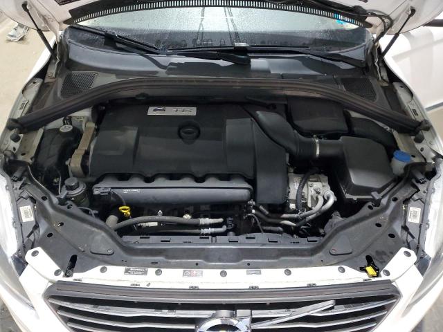 2015 VOLVO XC60 T6 PR YV4902RKXF2727499