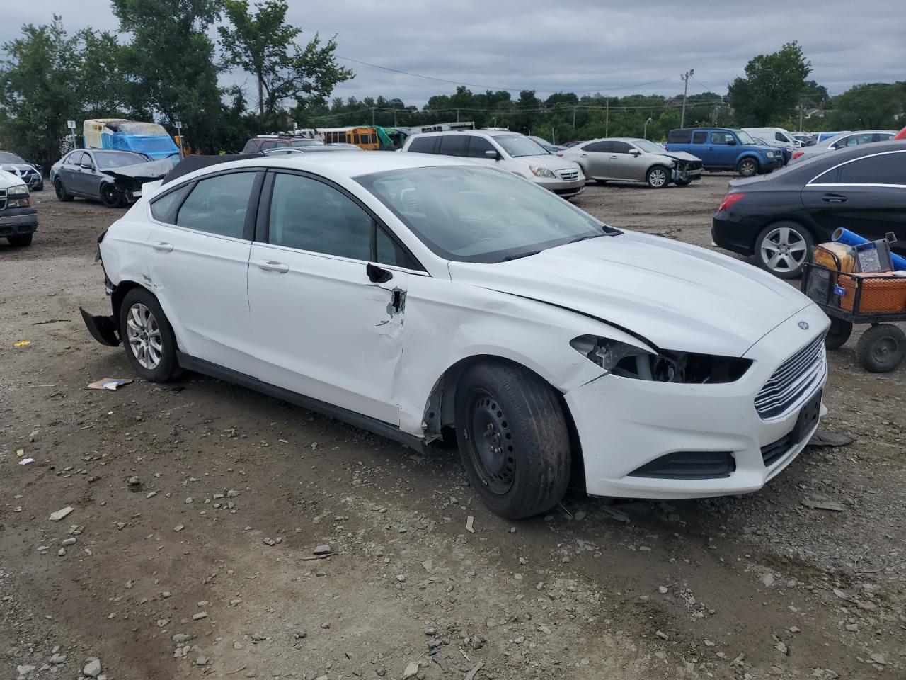 FORD FUSION S