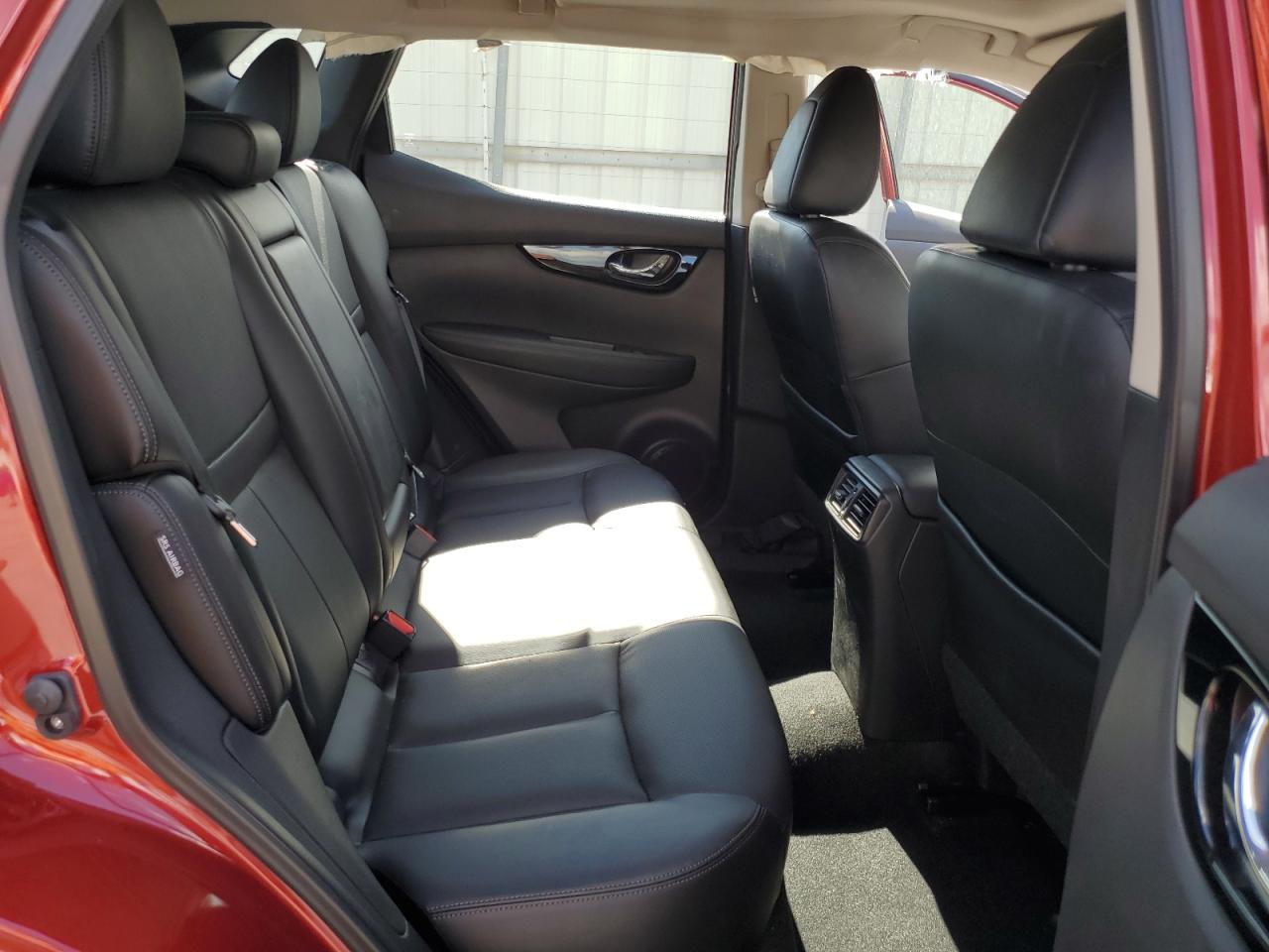 NISSAN ROGUE SPORT SL