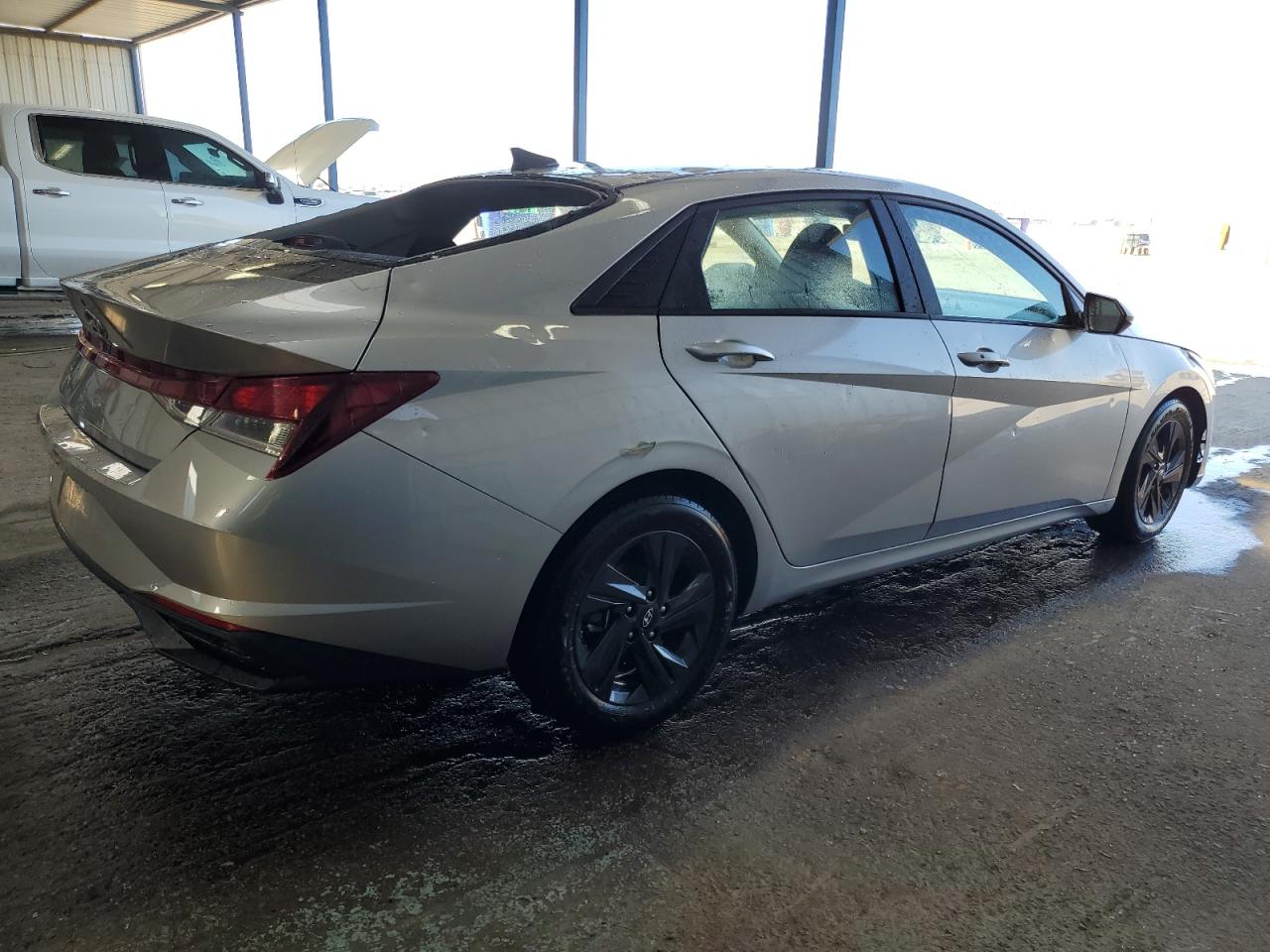 HYUNDAI ELANTRA SEL