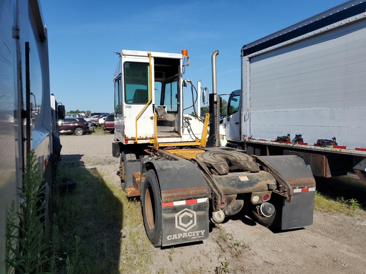 Lot #3222439283 2017 CAPACITY UNKNOWN