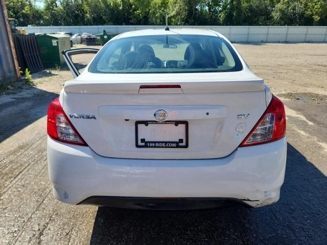 2019 NISSAN VERSA S 3N1CN7AP8KL881543