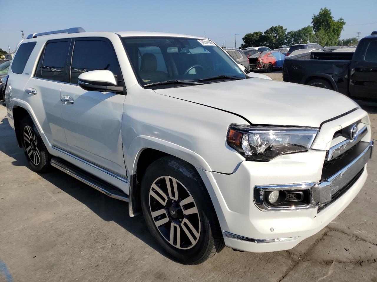 TOYOTA 4RUNNER SR5