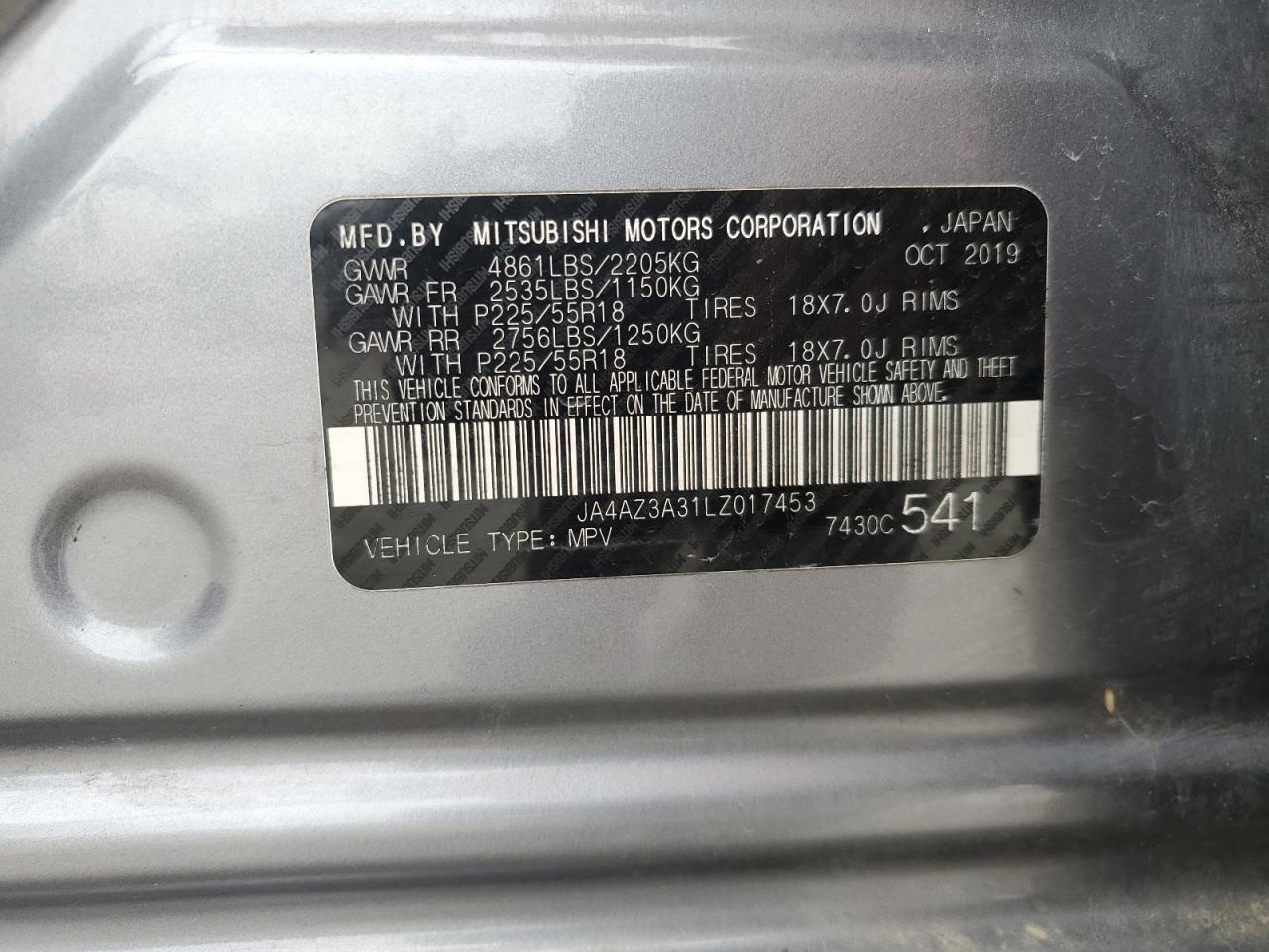 MITSUBISHI OUTLANDER SE