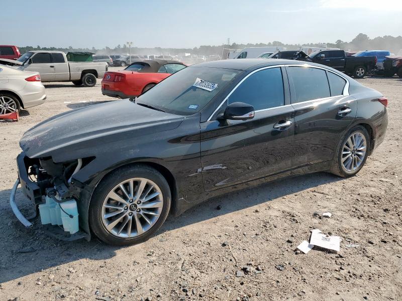 INFINITI Q50 LUXE
