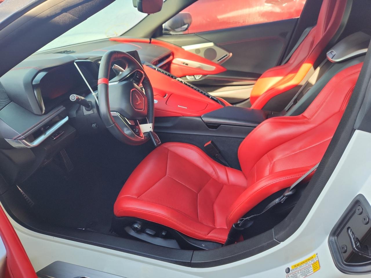 CHEVROLET CORVETTE STINGRAY 2LT