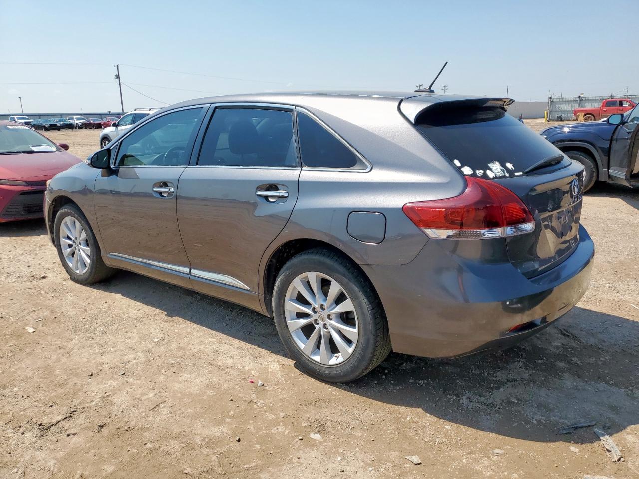TOYOTA VENZA LE